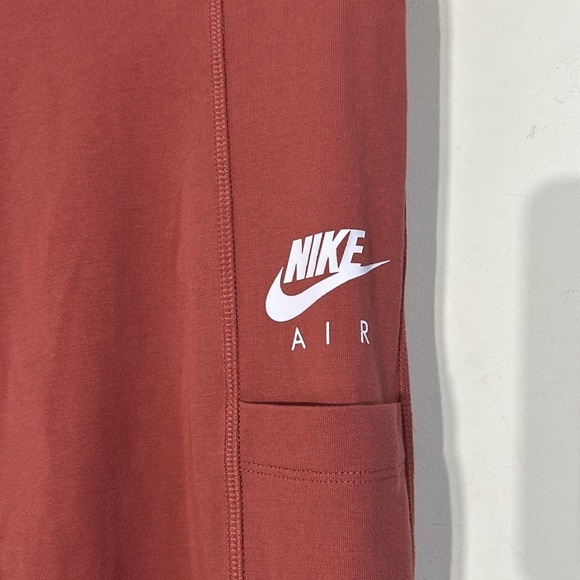 Nike tight fit high-rise full length women’s leggings, medium new with tag mauve - Picture 2 of 5